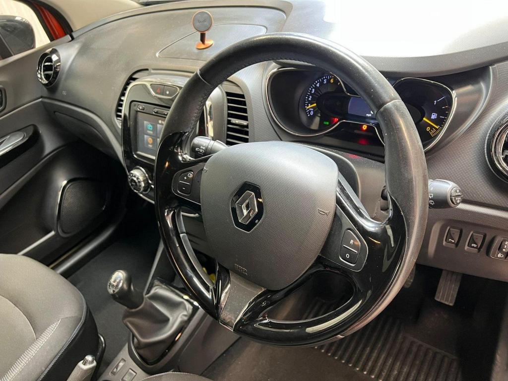 RENAULT CAPTUR