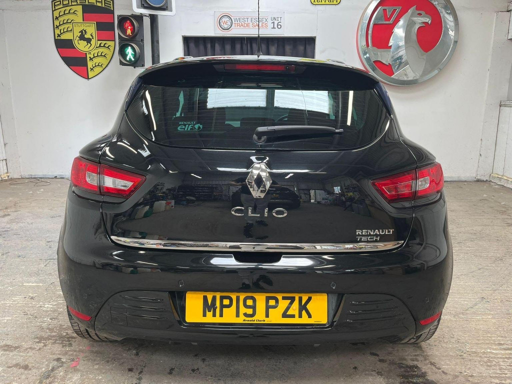 RENAULT CLIO