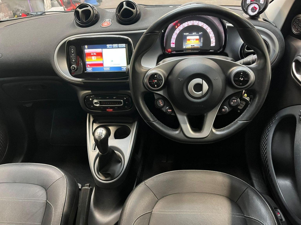 SMART FORFOUR