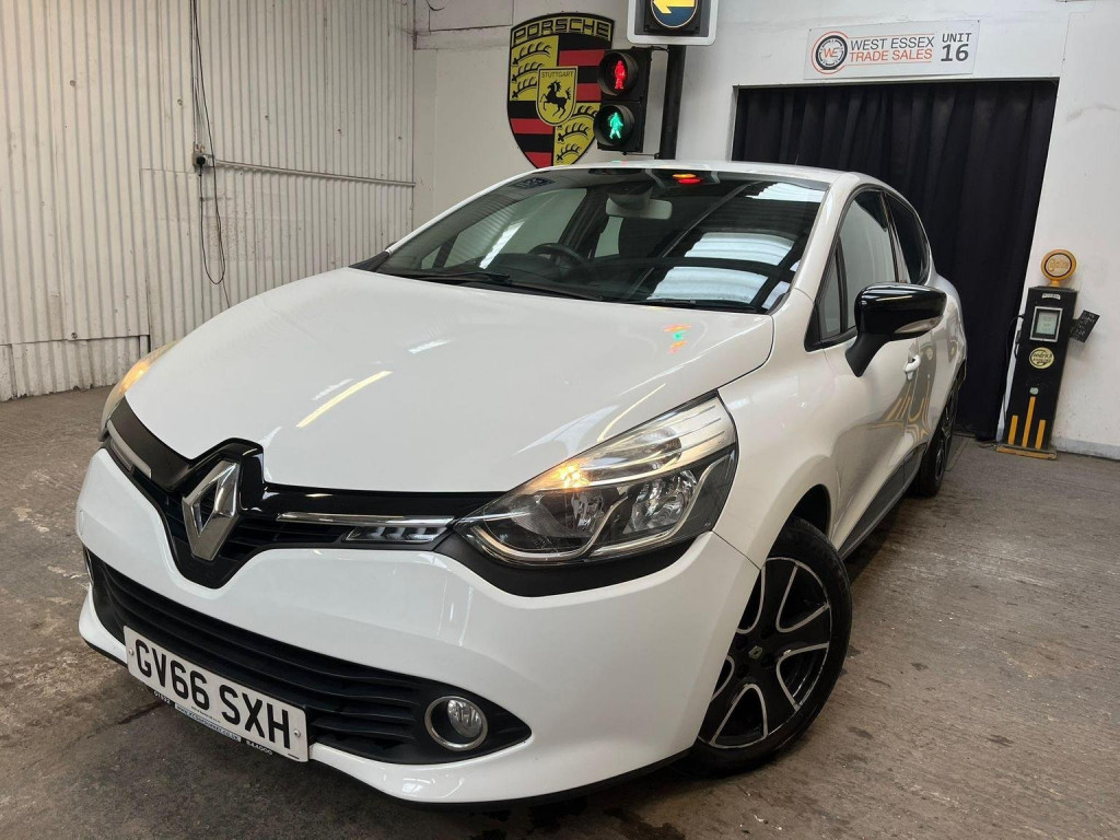 RENAULT CLIO