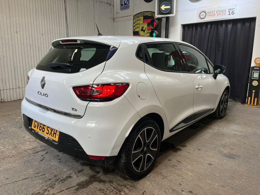 RENAULT CLIO