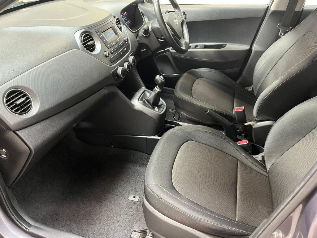 HYUNDAI I10