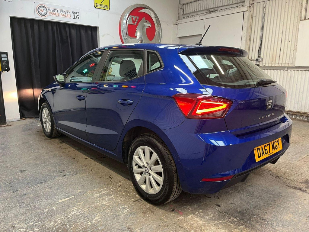 SEAT IBIZA