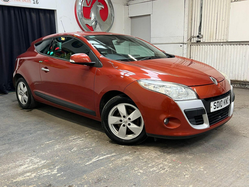 View RENAULT MEGANE 1.5 dCi Dynamique TomTom Euro 4 3dr