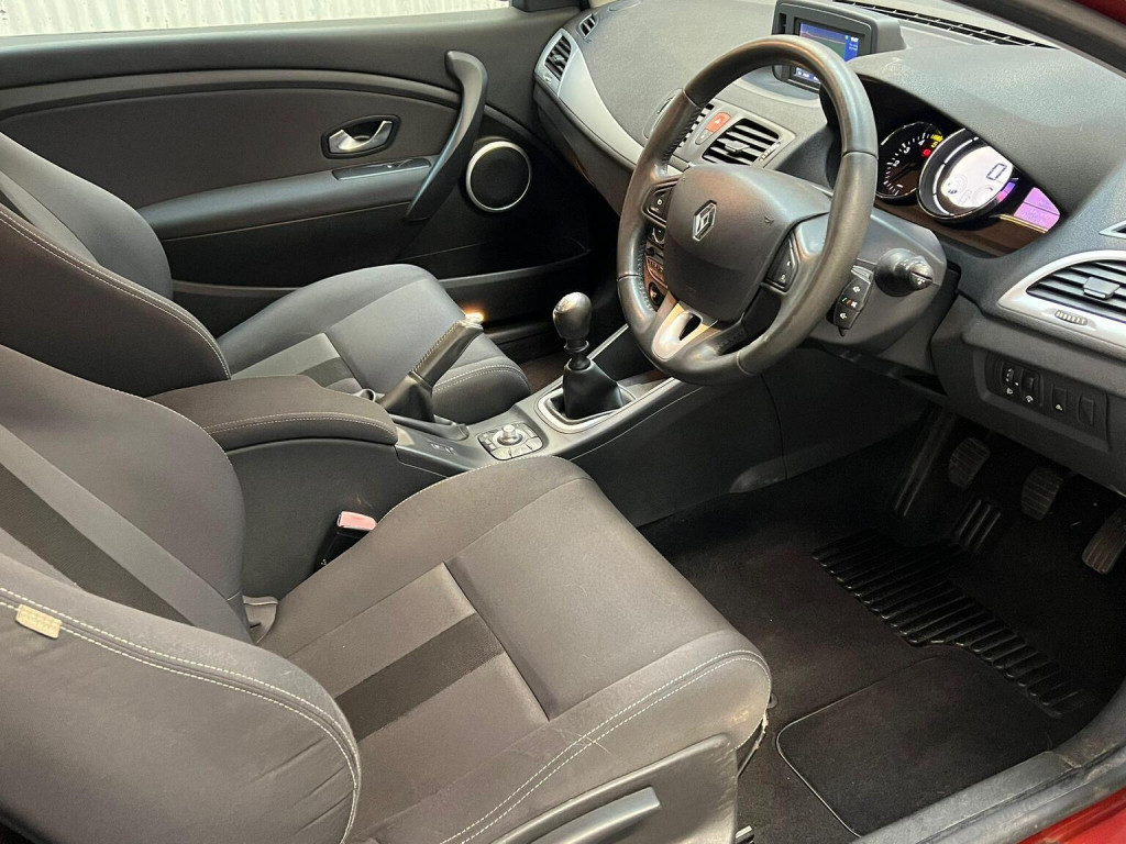 RENAULT MEGANE