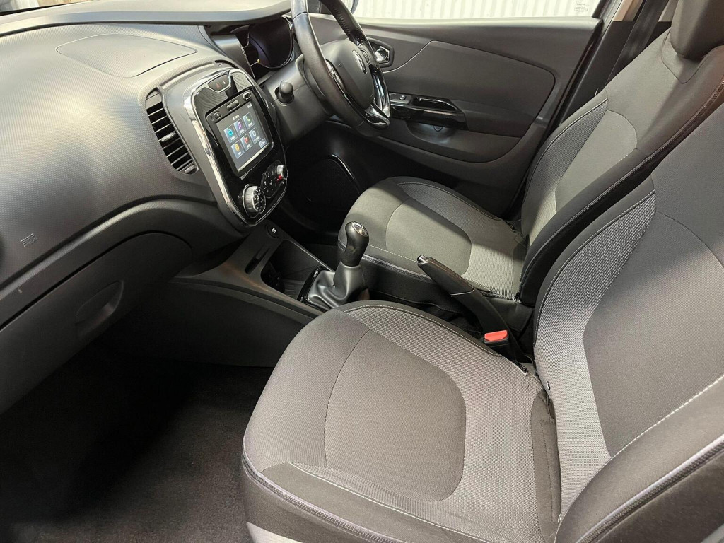 RENAULT CAPTUR