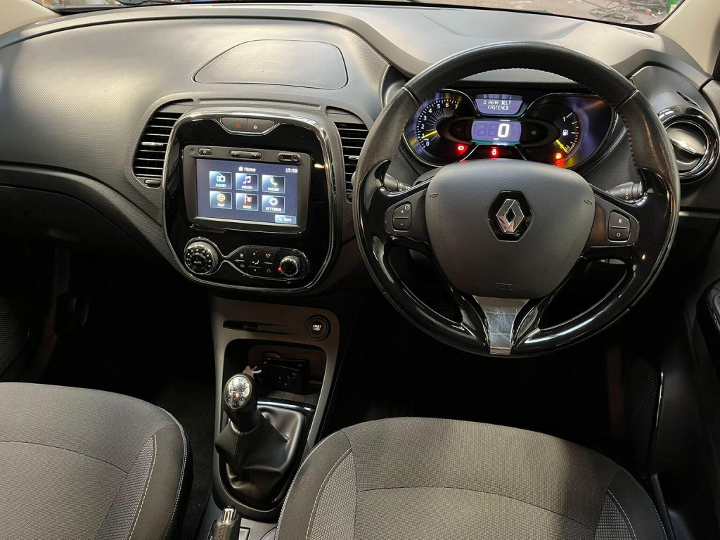 RENAULT CAPTUR