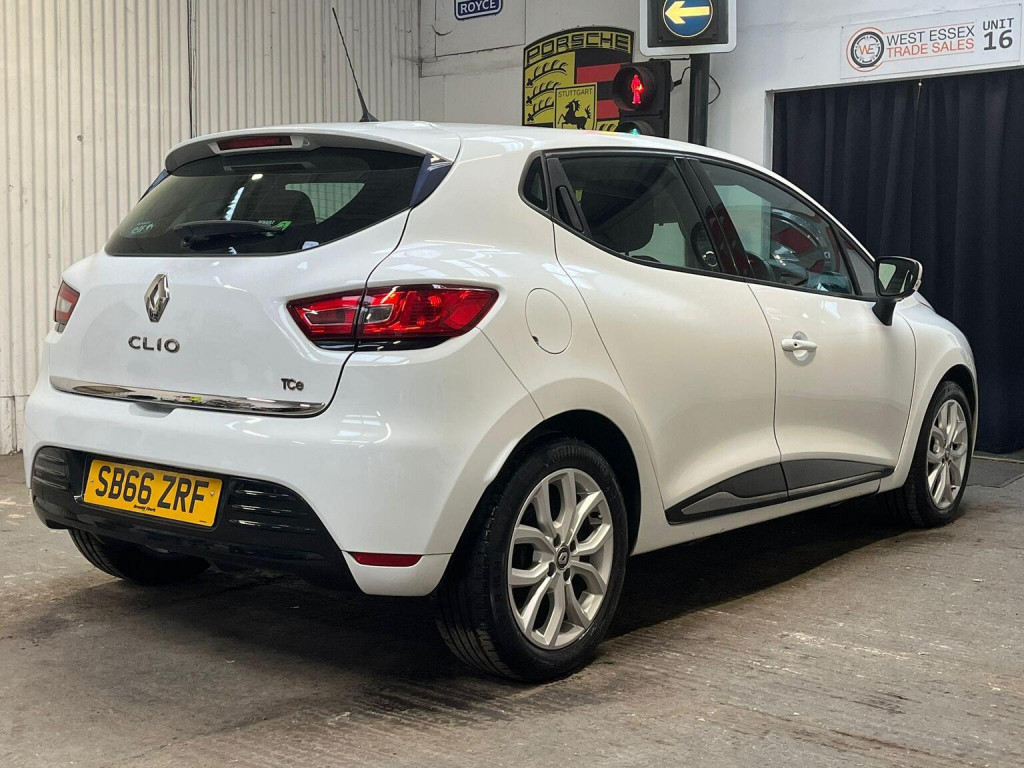 RENAULT CLIO