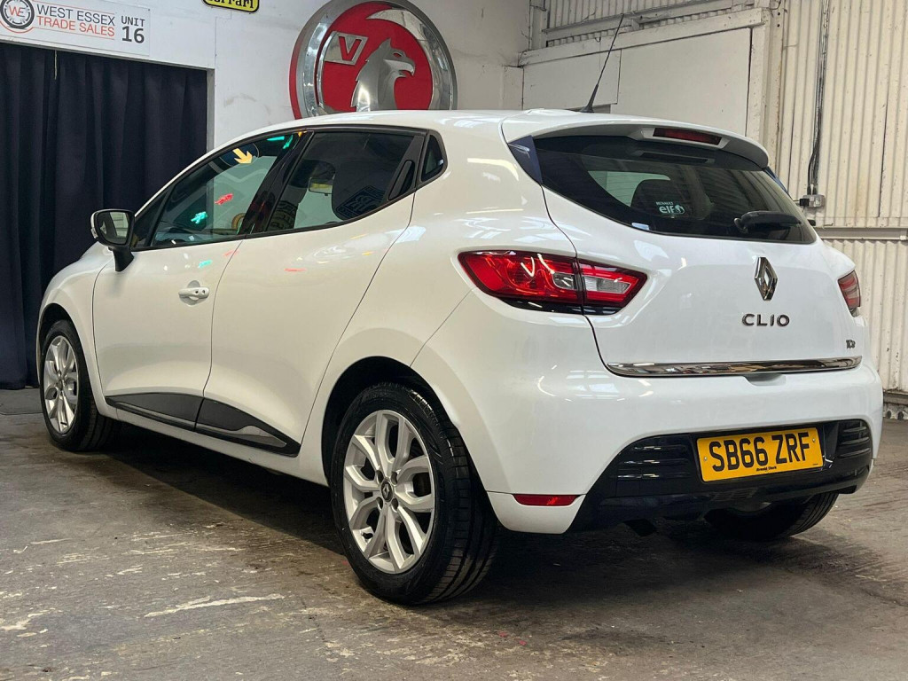 RENAULT CLIO