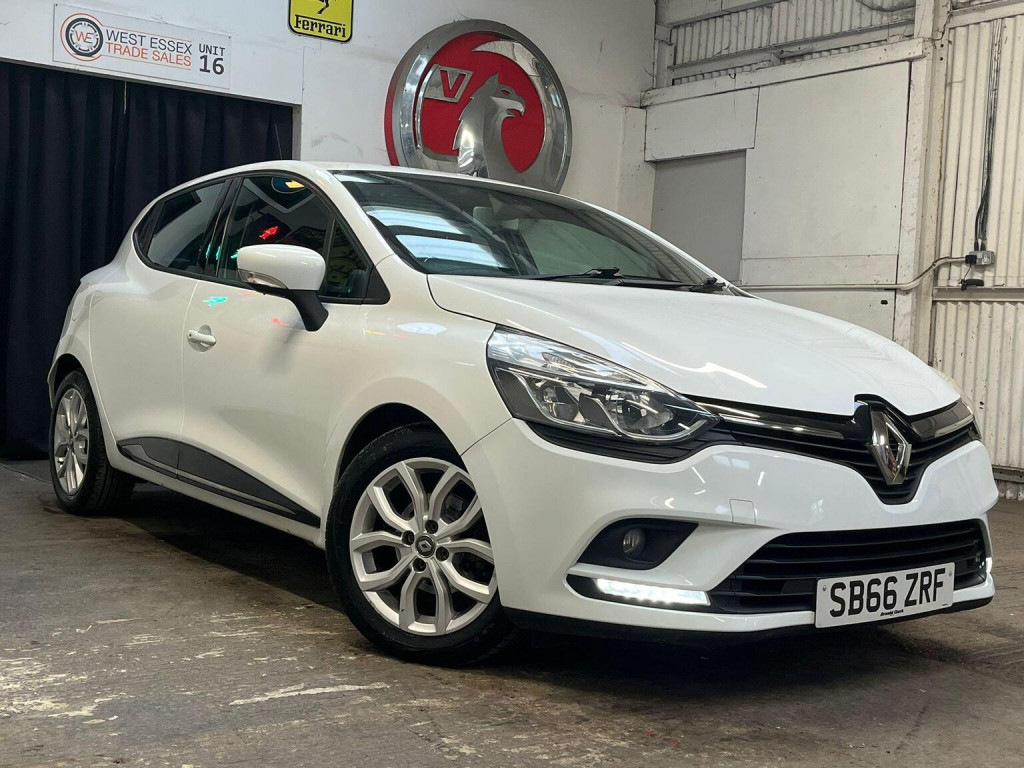 View RENAULT CLIO 0.9 TCe Dynamique Nav Euro 6 (s/s) 5dr