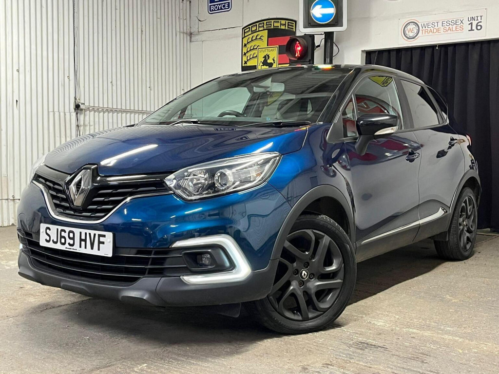 View RENAULT CAPTUR 0.9 TCe ENERGY Iconic Euro 6 (s/s) 5dr