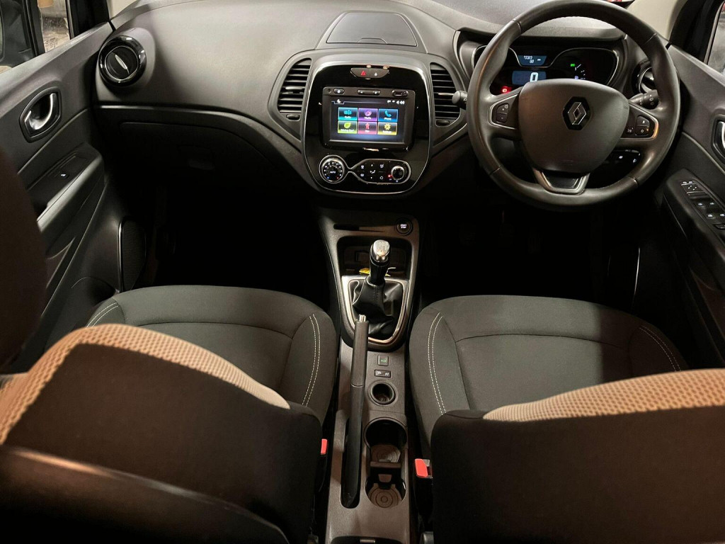 RENAULT CAPTUR