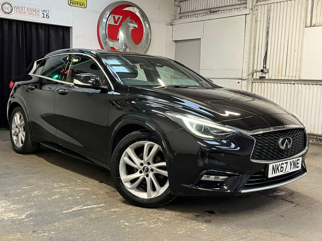 View INFINITI Q30 1.5d Premium Tech Euro 6 (s/s) 5dr