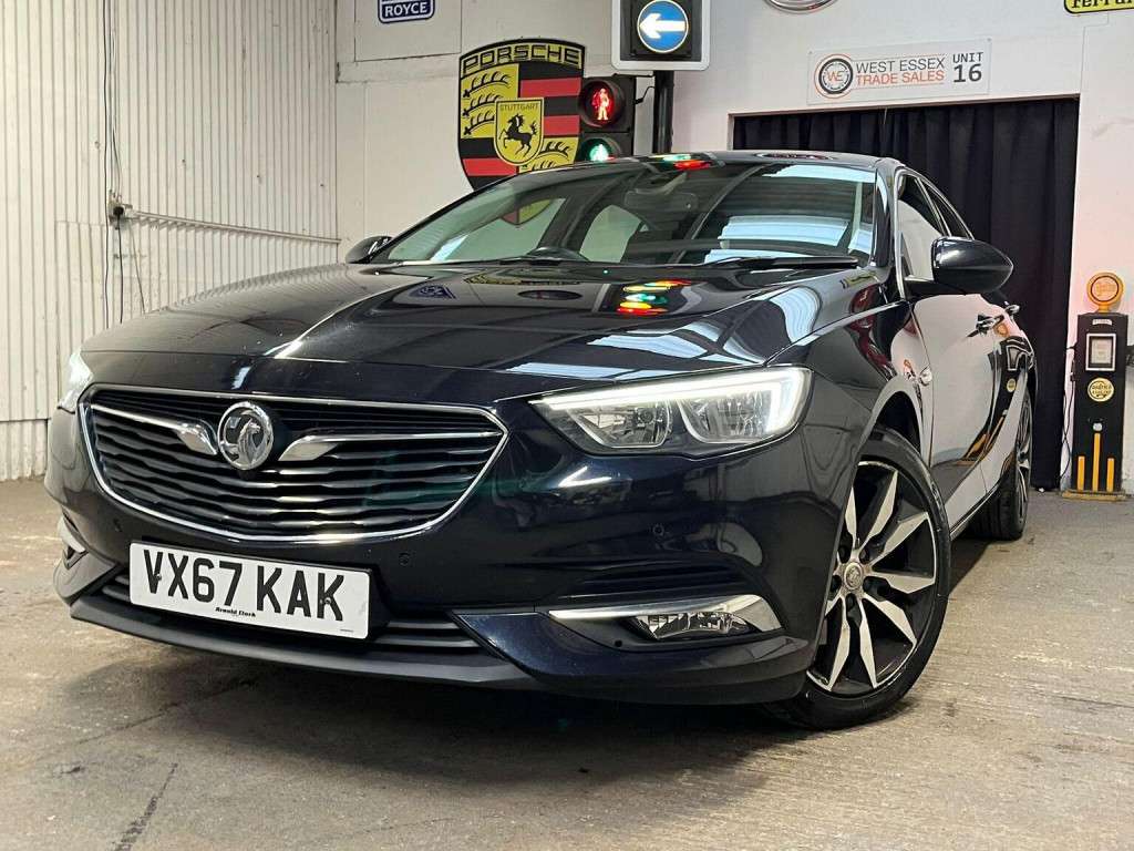 VAUXHALL INSIGNIA