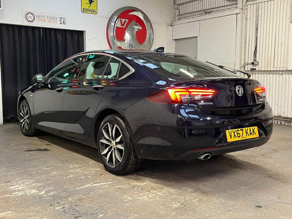 VAUXHALL INSIGNIA