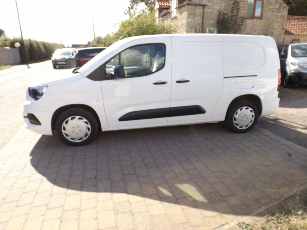 VAUXHALL COMBO