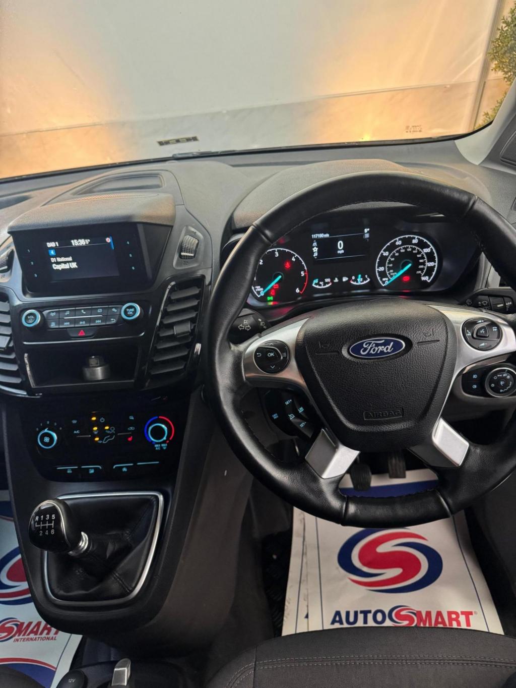 FORD TRANSIT CONNECT