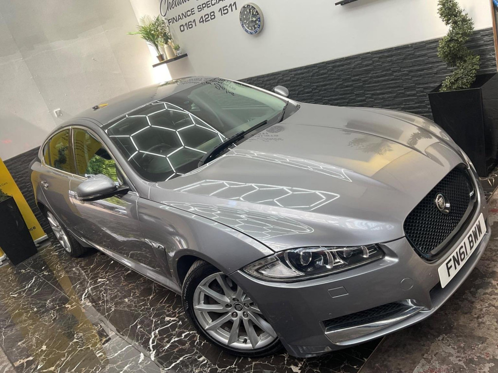 JAGUAR XF