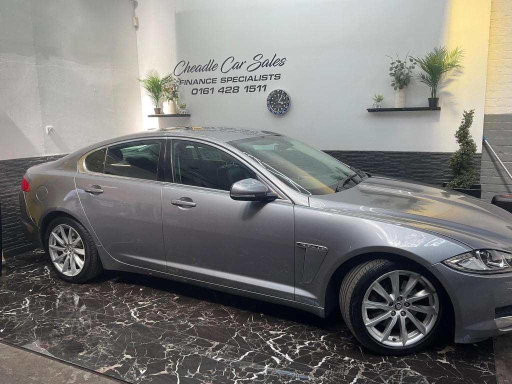 JAGUAR XF