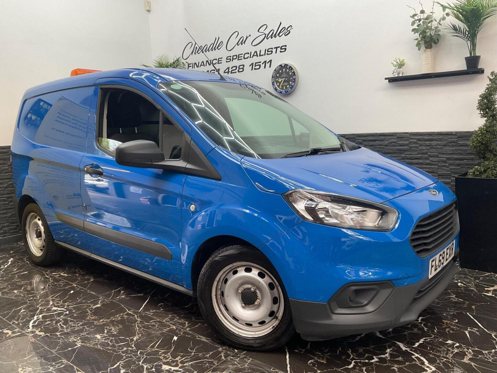 FORD TRANSIT COURIER