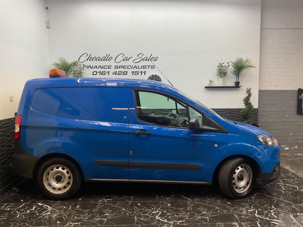FORD TRANSIT COURIER