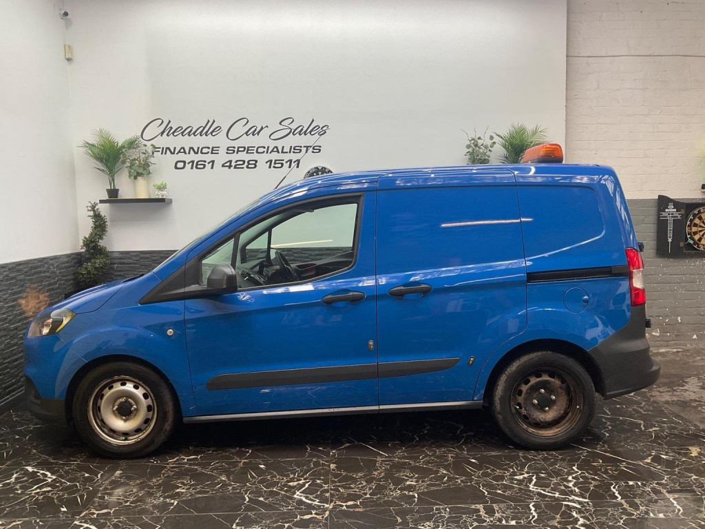 FORD TRANSIT COURIER