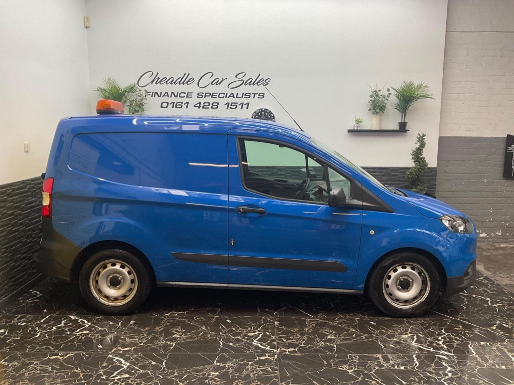 FORD TRANSIT COURIER