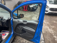 FORD TRANSIT COURIER