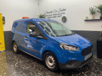 FORD TRANSIT COURIER