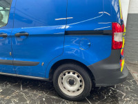 FORD TRANSIT COURIER