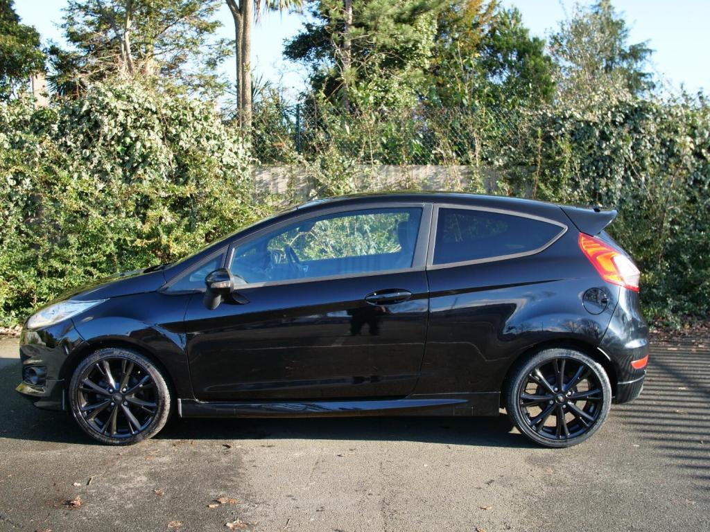 FORD FIESTA