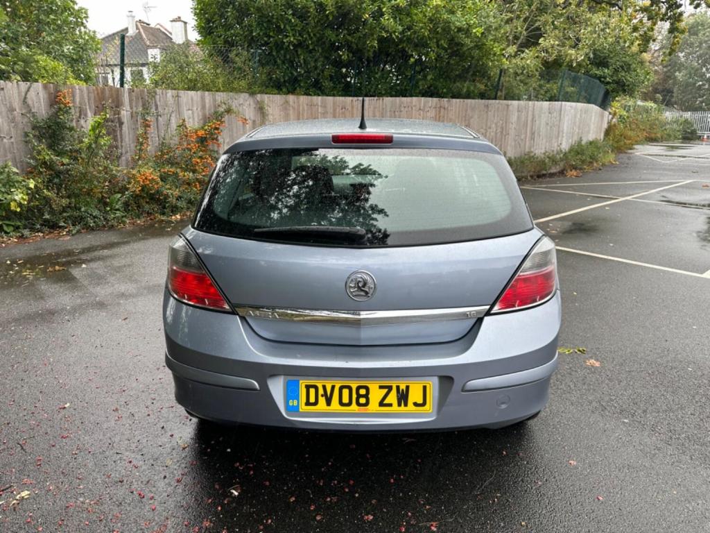 VAUXHALL ASTRA