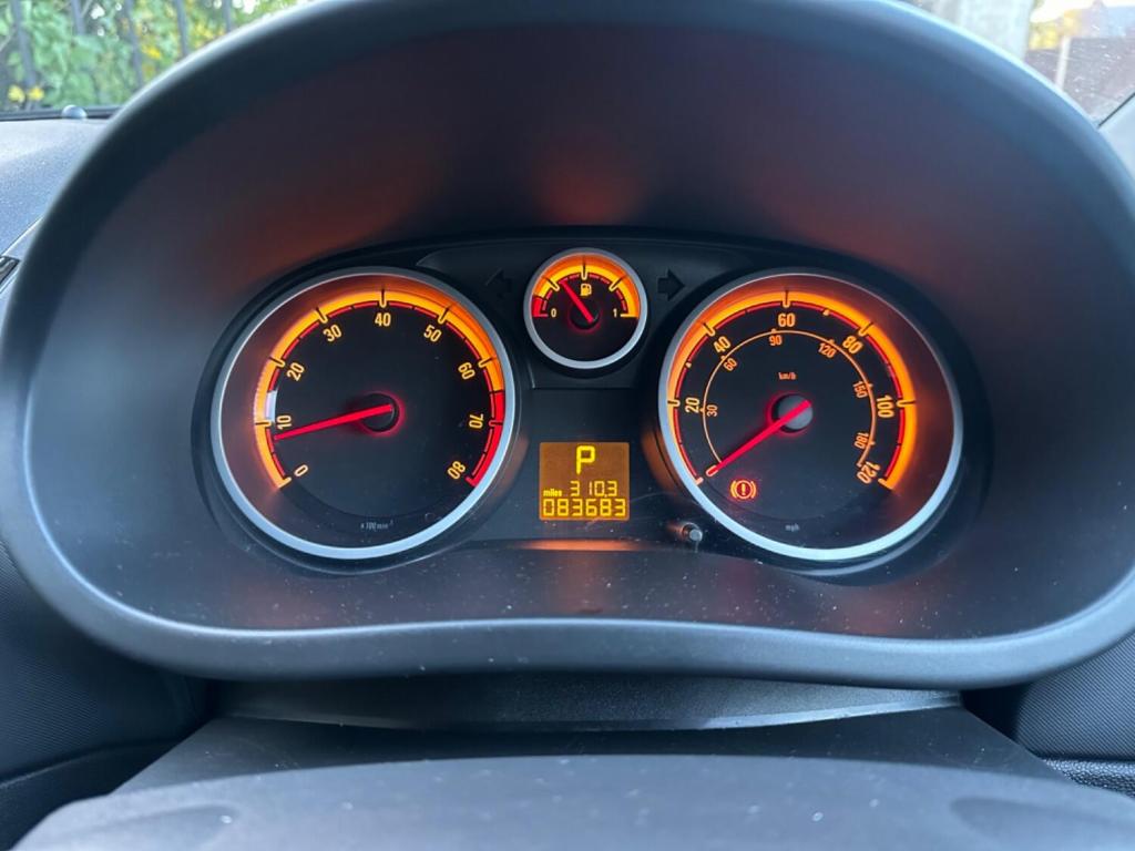 VAUXHALL CORSA