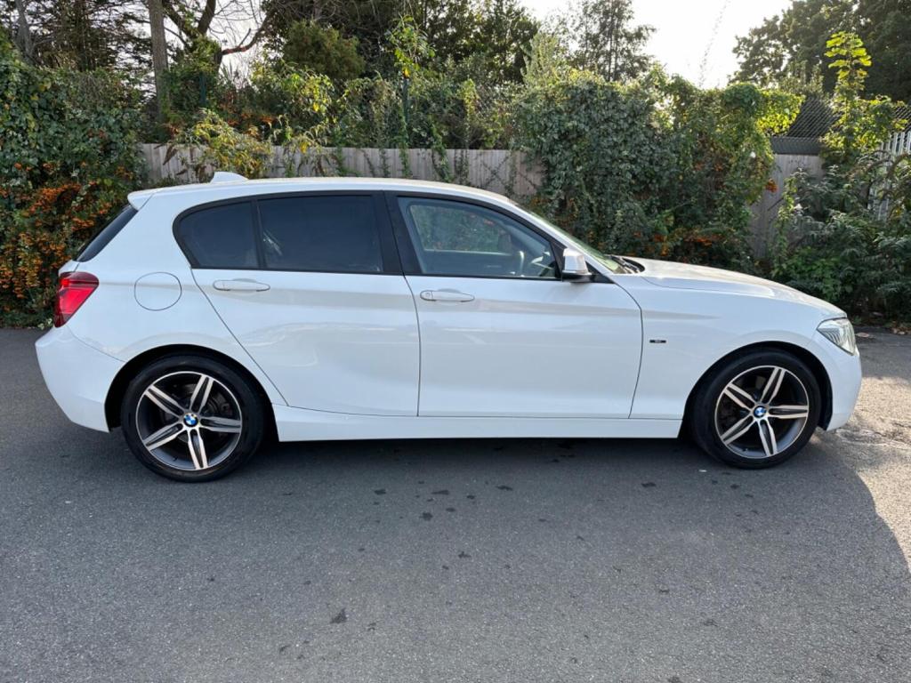 BMW 1 SERIES