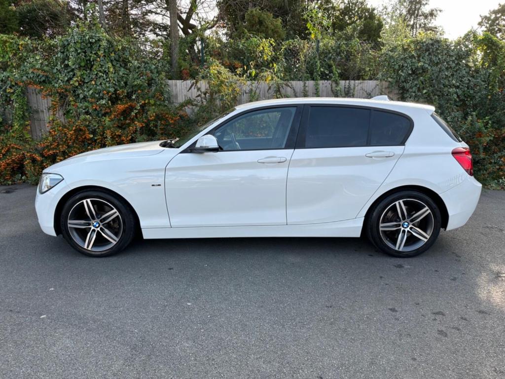 BMW 1 SERIES