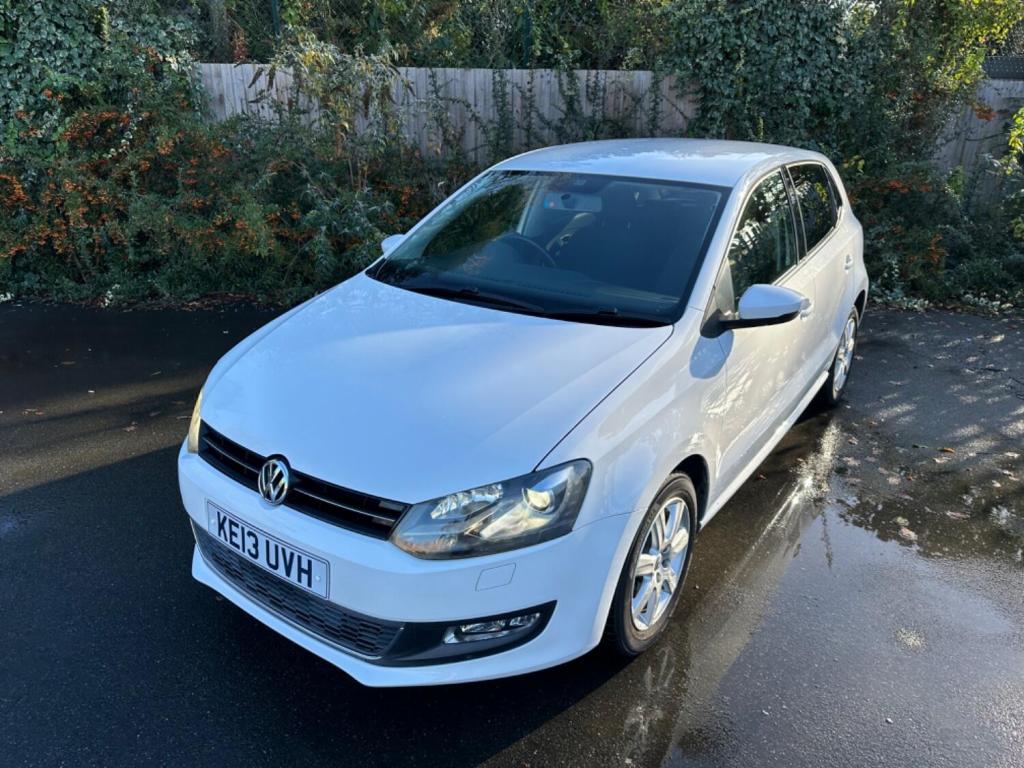 VOLKSWAGEN POLO