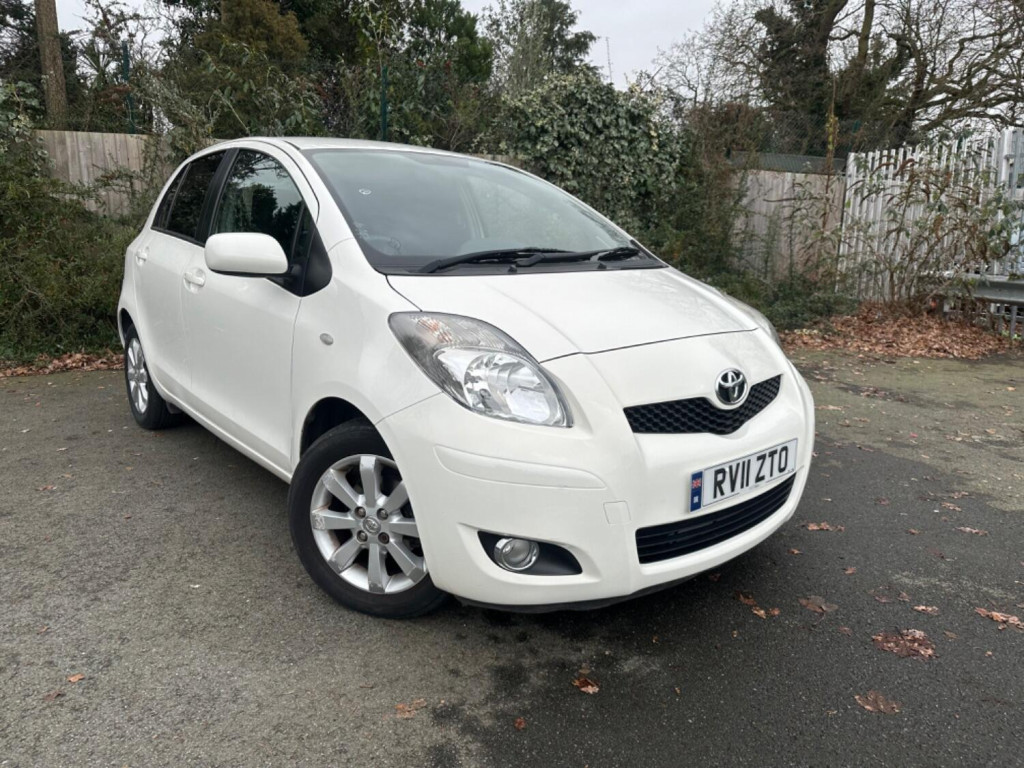 View TOYOTA YARIS 1.3 Dual VVT-i T Spirit 