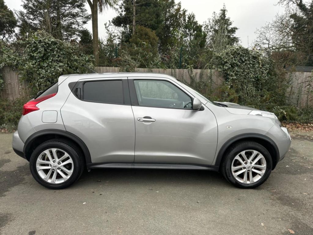 NISSAN JUKE
