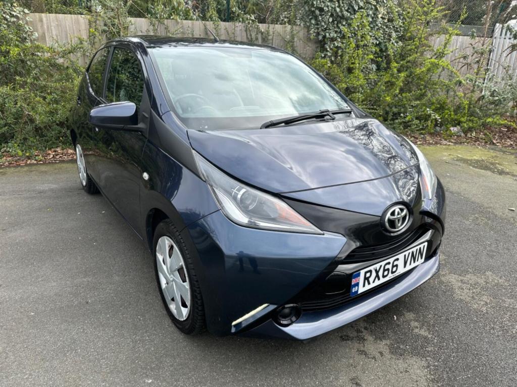 View TOYOTA AYGO 1.0 VVT-i x-play 