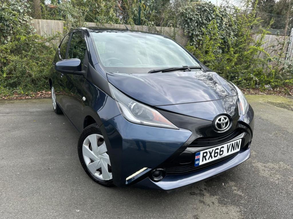 View TOYOTA AYGO 1.0 VVT-i x-play 