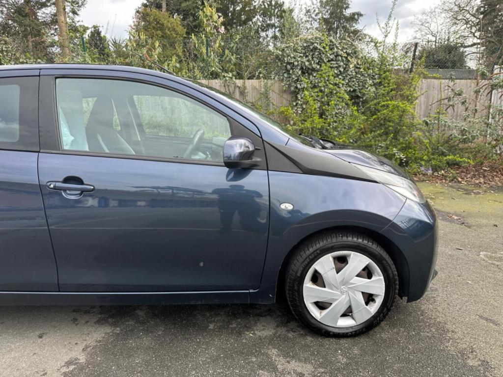 TOYOTA AYGO
