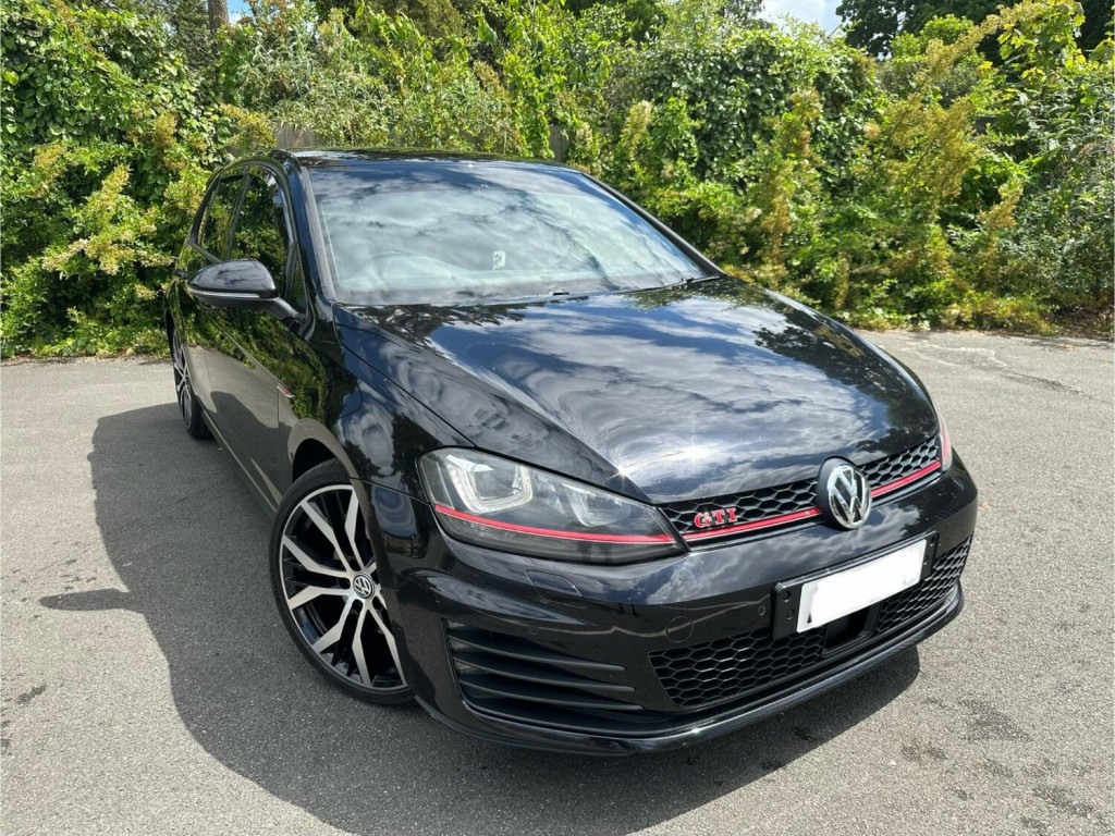 View VOLKSWAGEN GOLF 2.0 TSI BlueMotion Tech GTI 