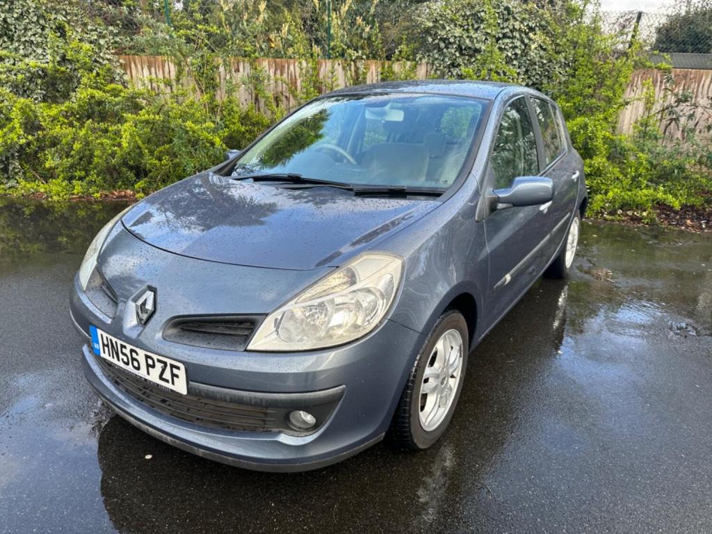 RENAULT CLIO