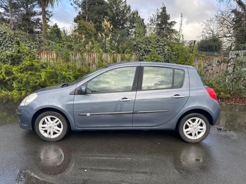 RENAULT CLIO