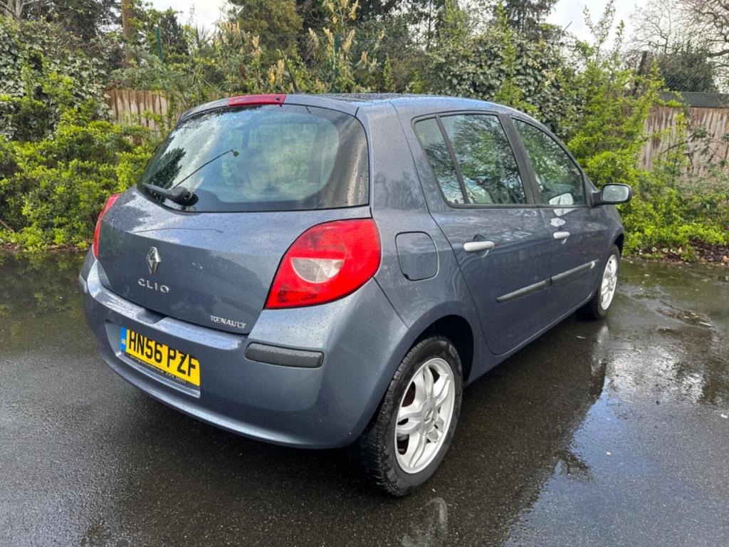 RENAULT CLIO
