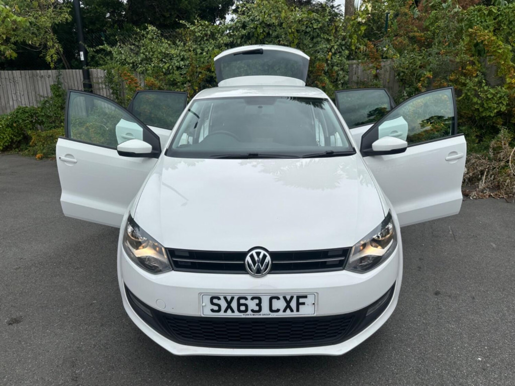 VOLKSWAGEN POLO