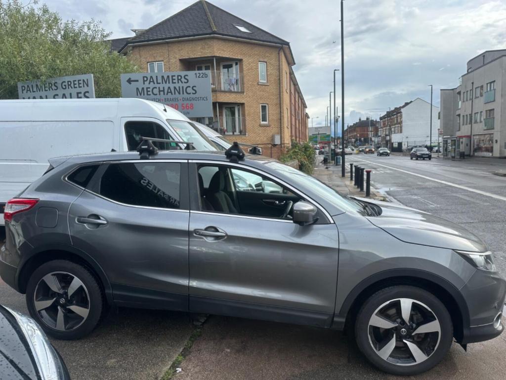 View NISSAN QASHQAI 1.2 DIG-T N-Connecta