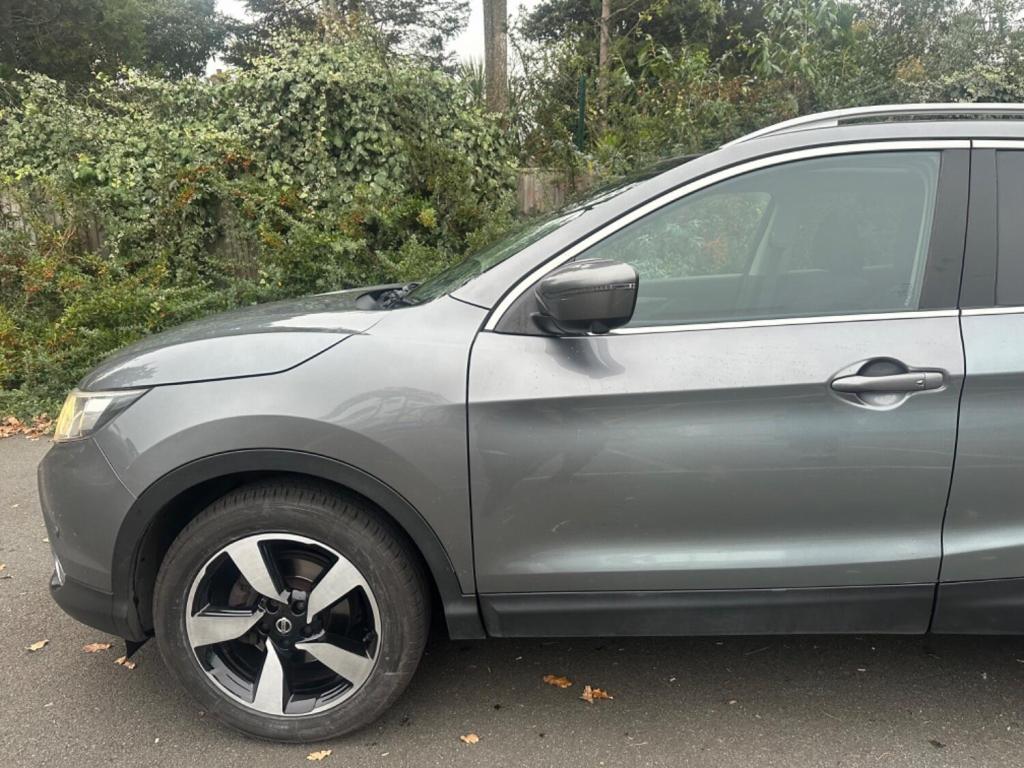 NISSAN QASHQAI