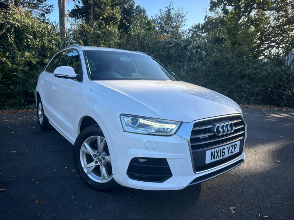View AUDI Q3 2.0 TFSI SE