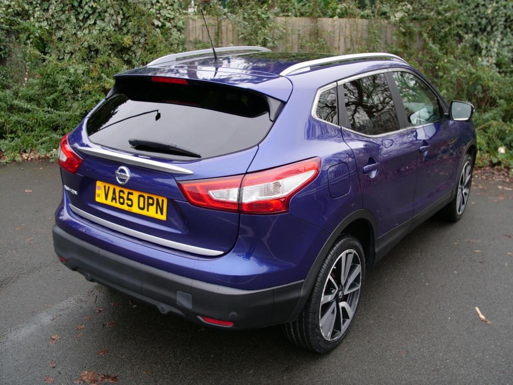 NISSAN QASHQAI